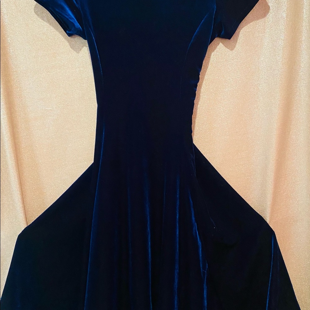 Rivar’s  Blue Velvet Dress size  12